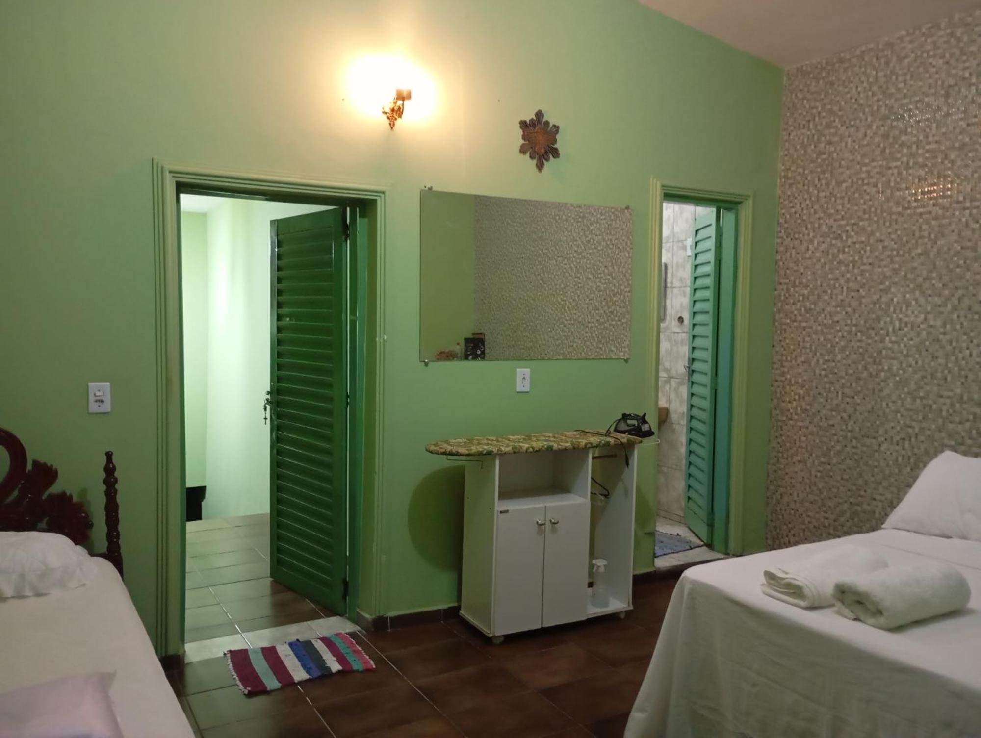 Hospedagem Casa Da Waldir, Quarto Suite 01 Goiás Exteriér fotografie